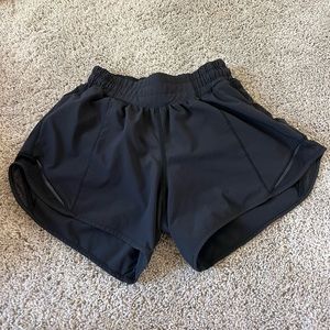 Lululemon hotty hot shorts